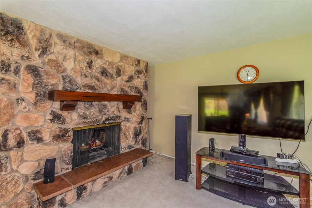 1140 S Pine Street Kettle Falls, WA 99141