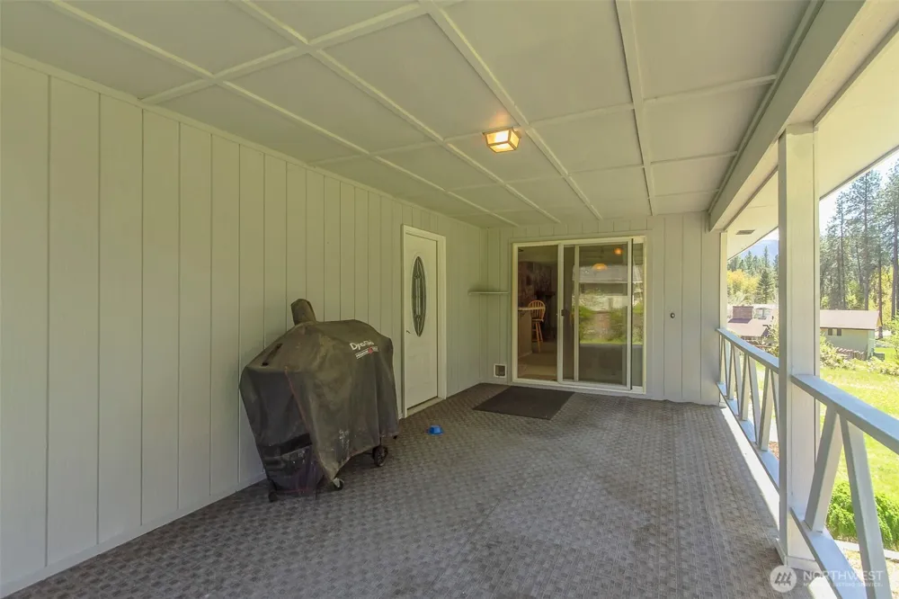 1140 S Pine Street Kettle Falls, WA 99141