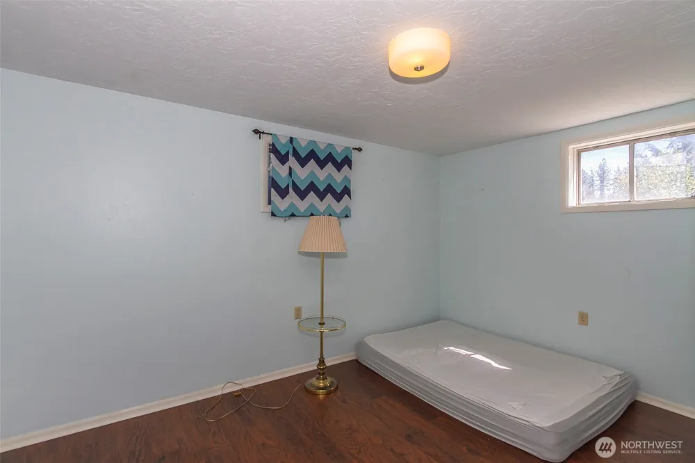 1140 S Pine Street Kettle Falls, WA 99141