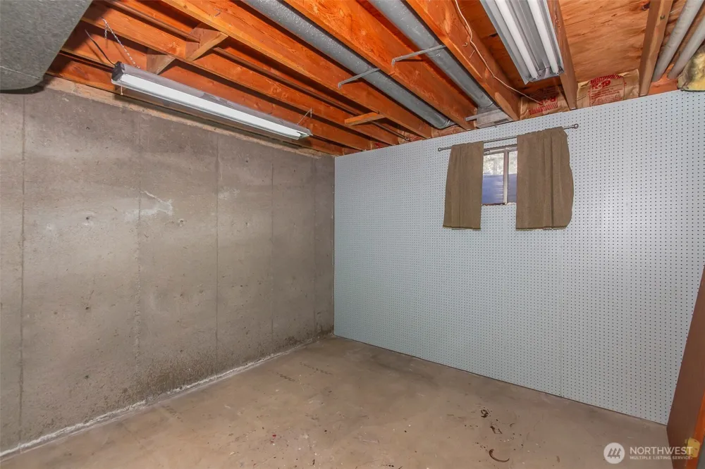 1140 S Pine Street Kettle Falls, WA 99141