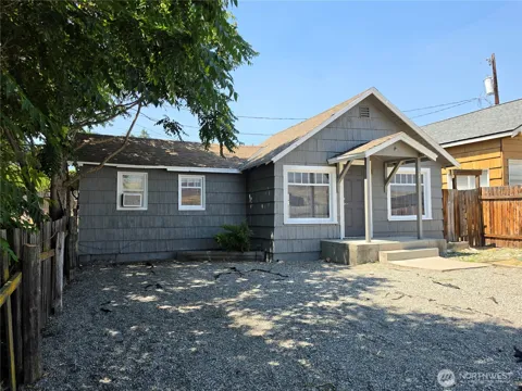 2436 Chatham Hill Drive