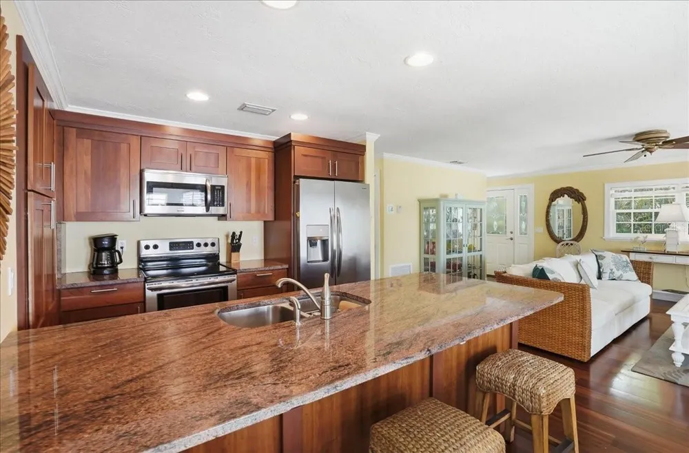 2811 GULF DRIVE Holmes Beach, FL 34217