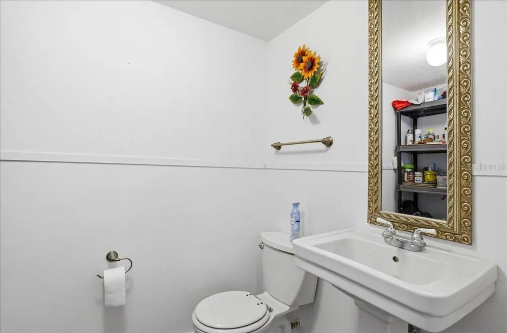 2811 GULF DRIVE Holmes Beach, FL 34217