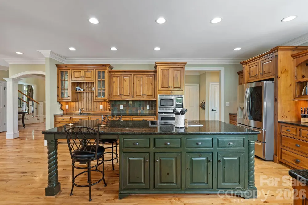 7601 Crossing Ridge Drive Belews Creek, NC 27009