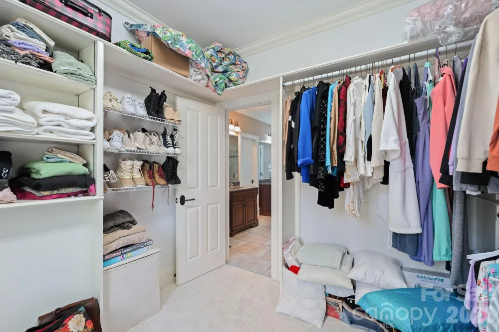 7601 Crossing Ridge Drive Belews Creek, NC 27009