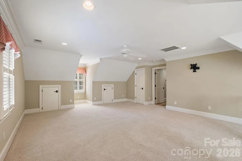 7601 Crossing Ridge Drive Belews Creek, NC 27009