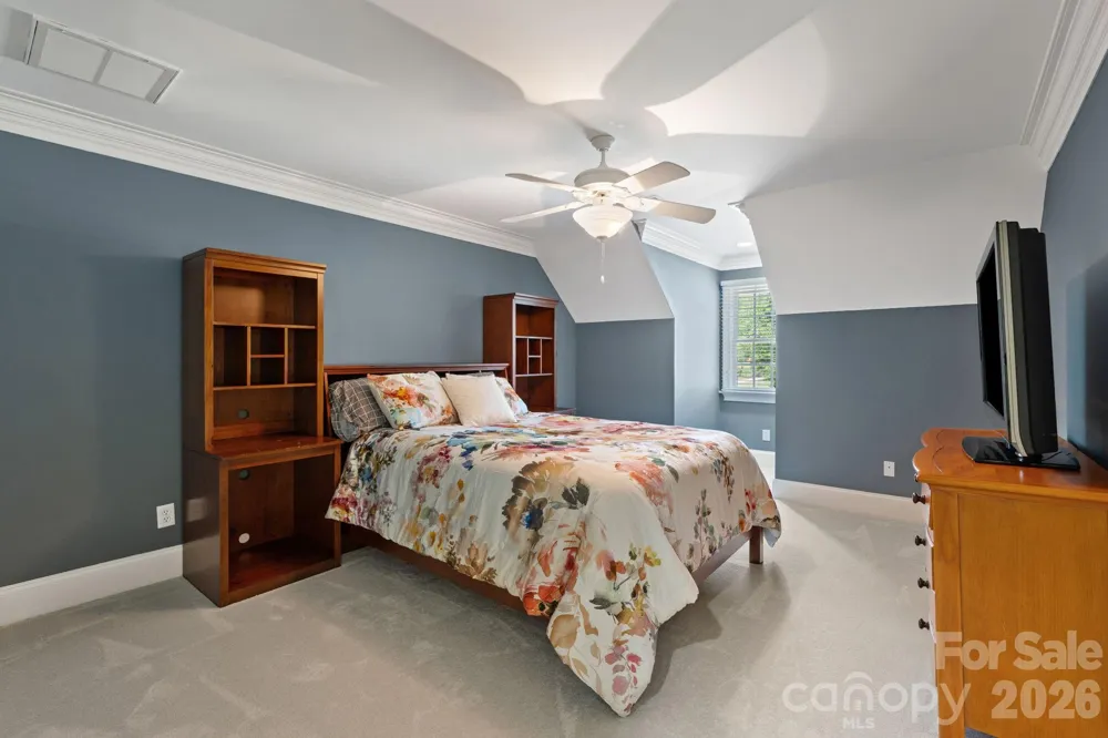 7601 Crossing Ridge Drive Belews Creek, NC 27009