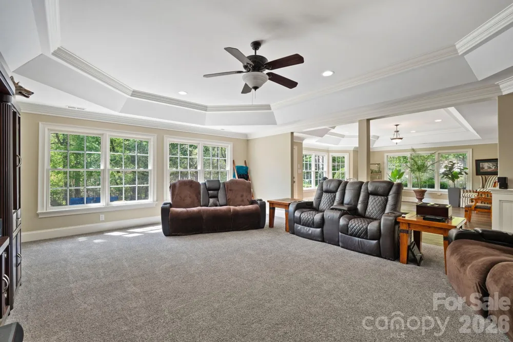 7601 Crossing Ridge Drive Belews Creek, NC 27009