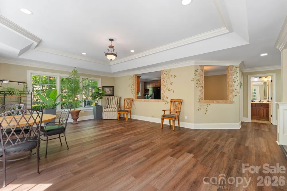 7601 Crossing Ridge Drive Belews Creek, NC 27009