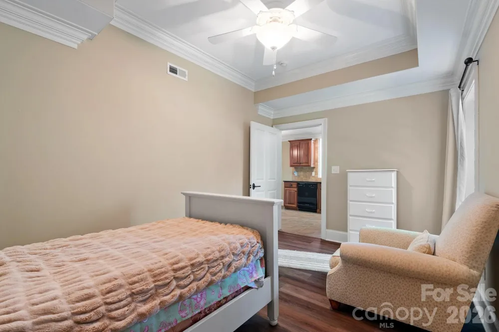 7601 Crossing Ridge Drive Belews Creek, NC 27009
