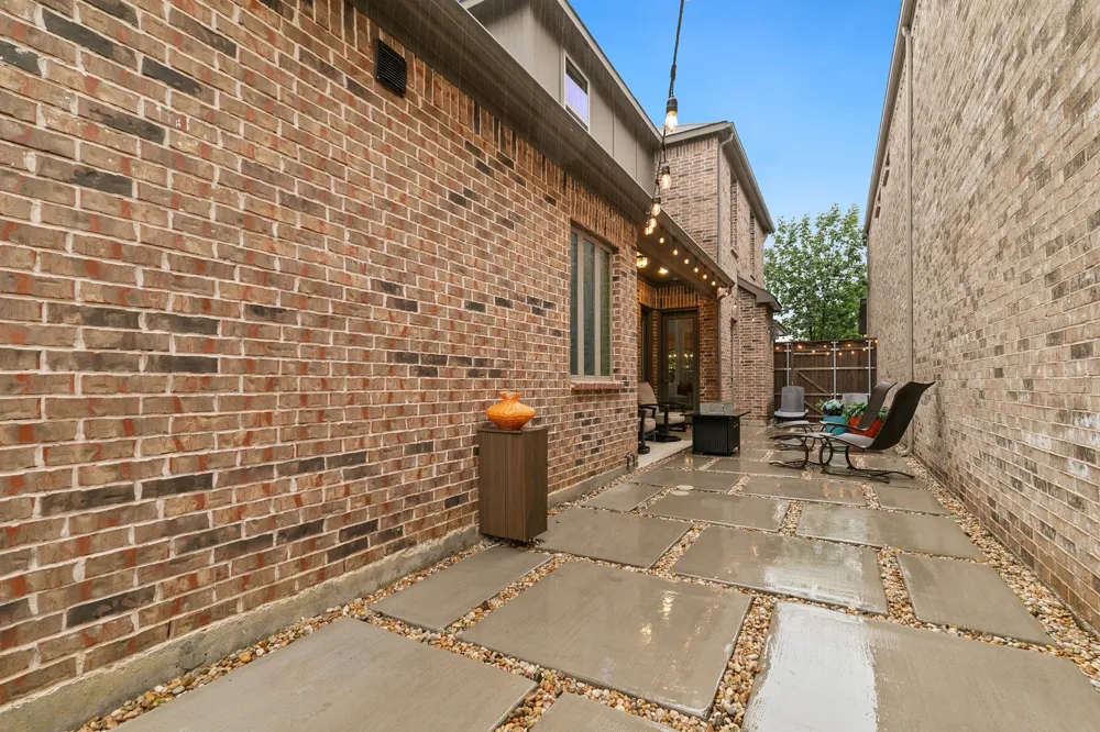 2224 7th Avenue Flower Mound, TX 75028