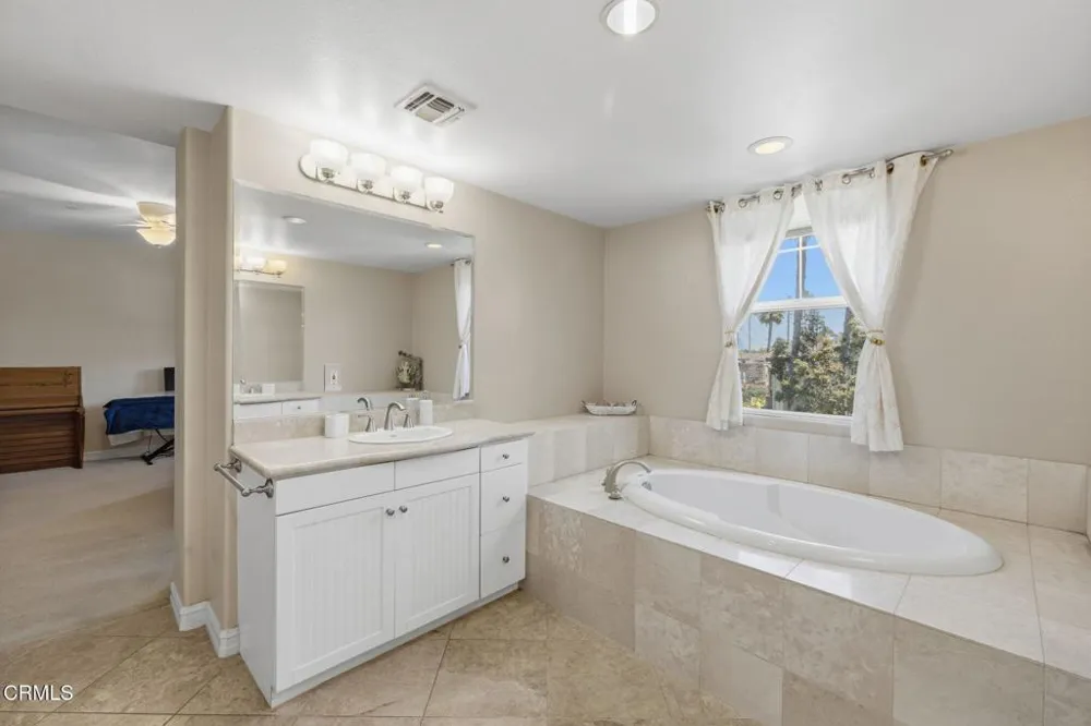 1531 Windshore Way Oxnard, CA 93035