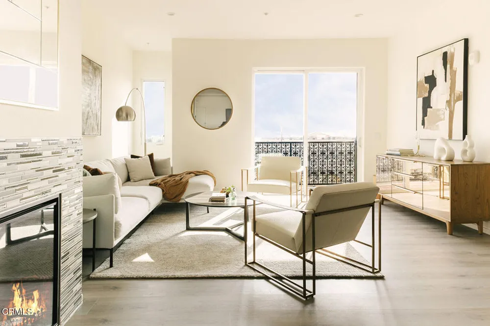 124 W Colorado Street #405 Glendale, CA 91204
