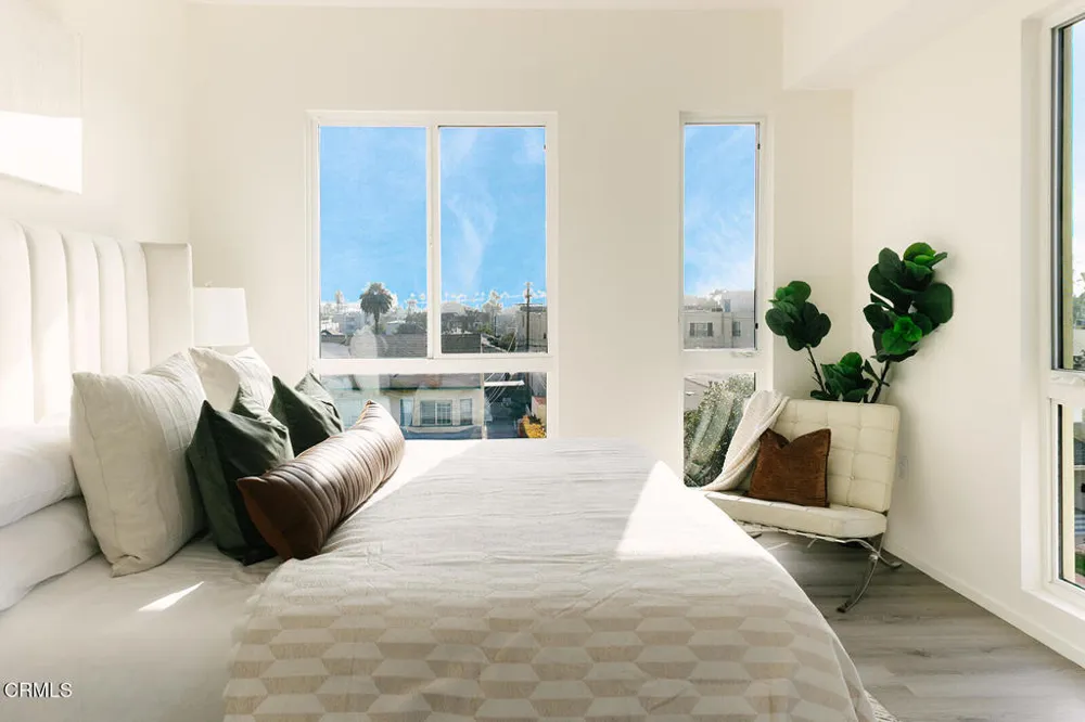 124 W Colorado Street #405 Glendale, CA 91204