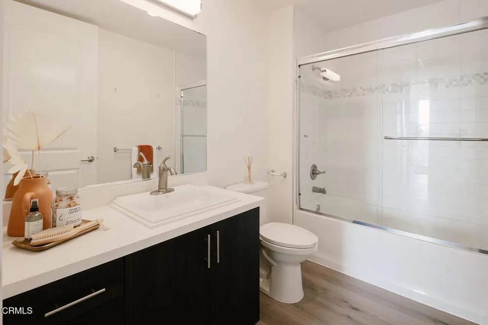 124 W Colorado Street #405 Glendale, CA 91204