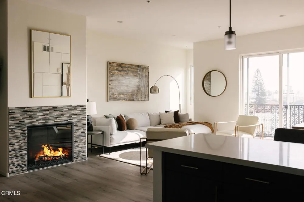 124 W Colorado Street #405 Glendale, CA 91204
