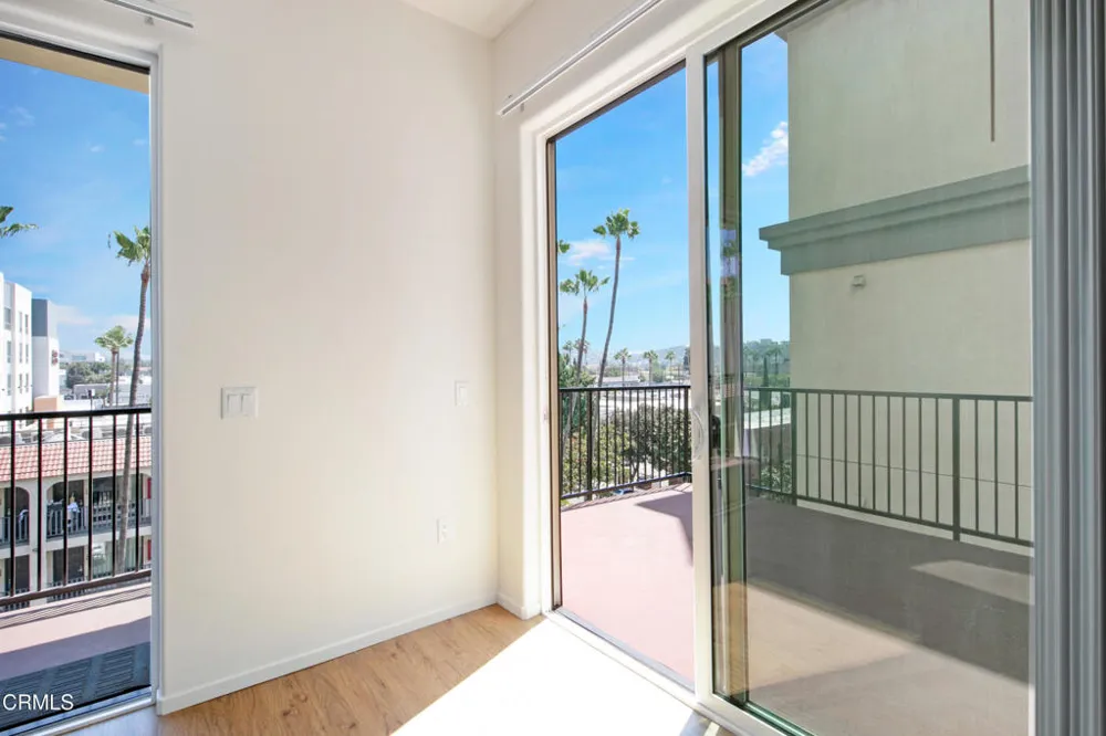 124 W Colorado Street #405 Glendale, CA 91204