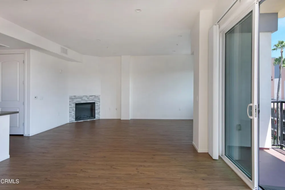 124 W Colorado Street #405 Glendale, CA 91204
