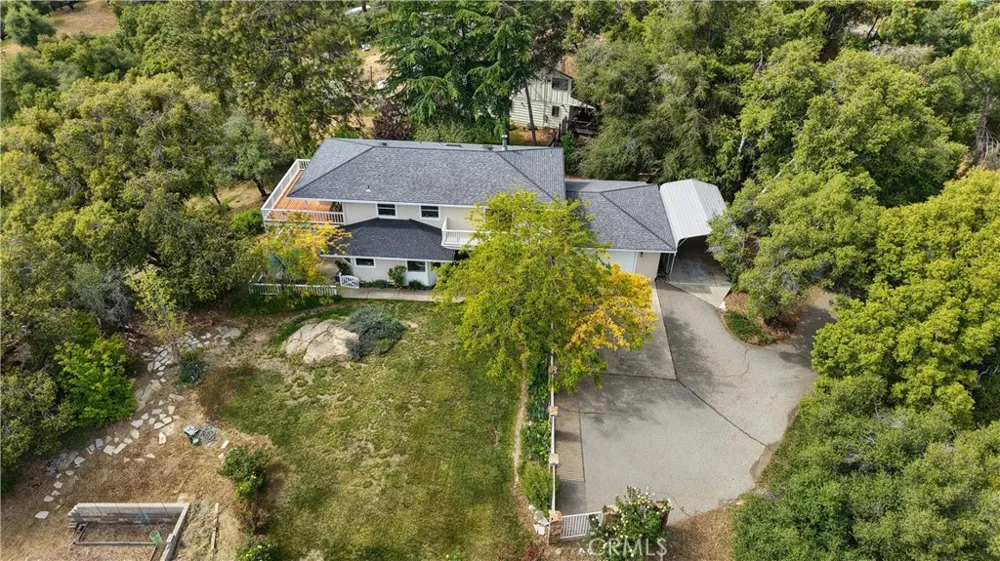 5603 Clouds Rest Road Mariposa, CA 95338