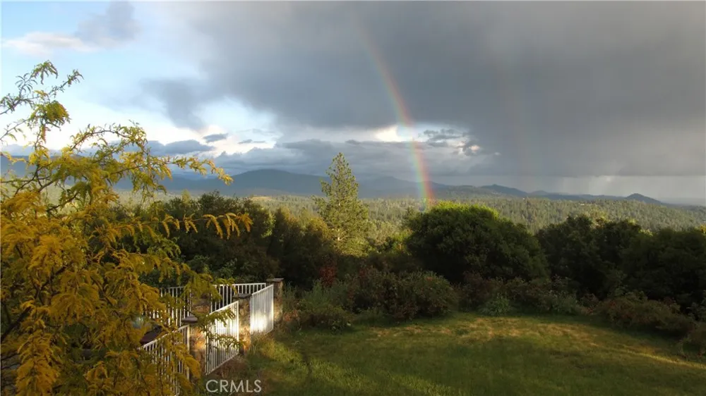 5603 Clouds Rest Road Mariposa, CA 95338