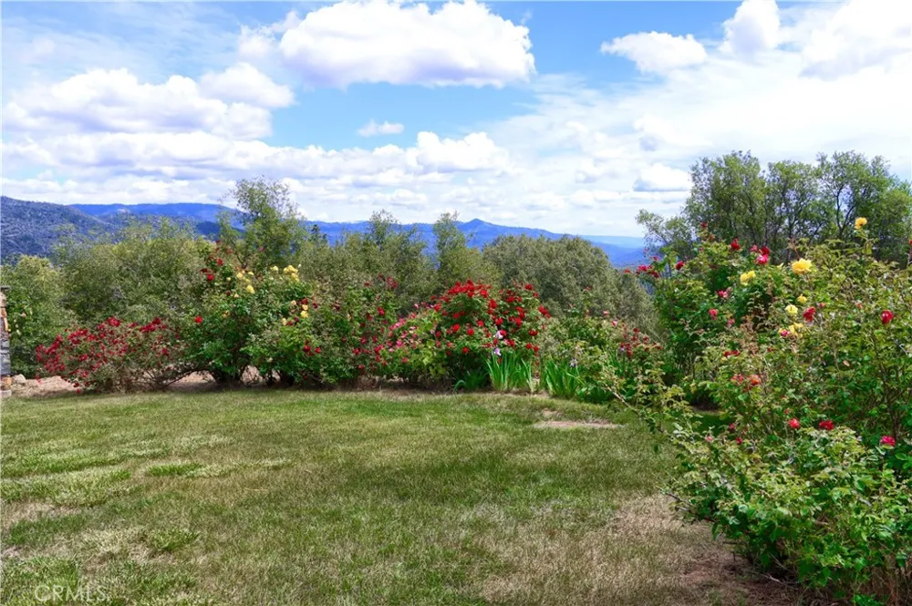 5603 Clouds Rest Road Mariposa, CA 95338