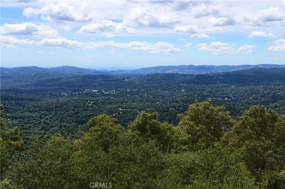 5603 Clouds Rest Road Mariposa, CA 95338