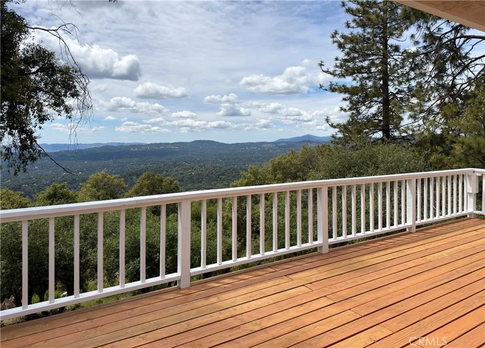 5603 Clouds Rest Road Mariposa, CA 95338