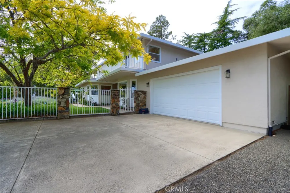 5603 Clouds Rest Road Mariposa, CA 95338