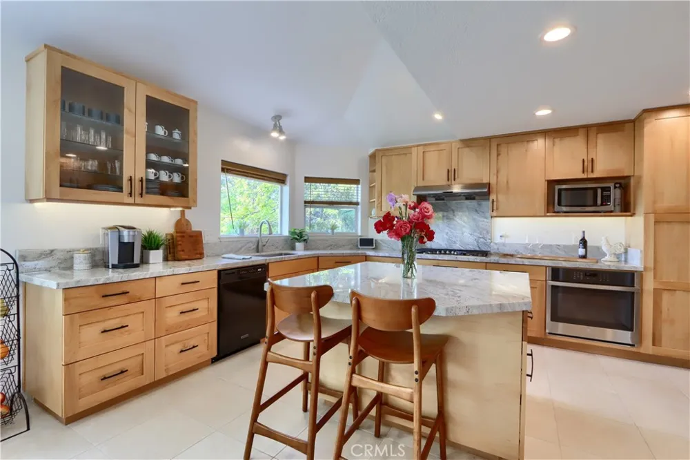 5603 Clouds Rest Road Mariposa, CA 95338