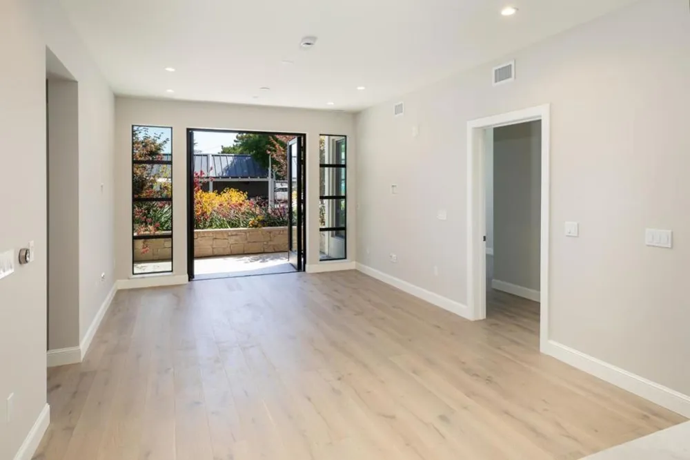 450 First #106 Los Altos, CA 94022