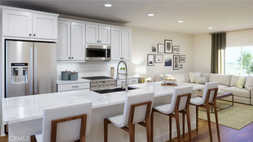 12151 Victory Garden Grove, CA 92840