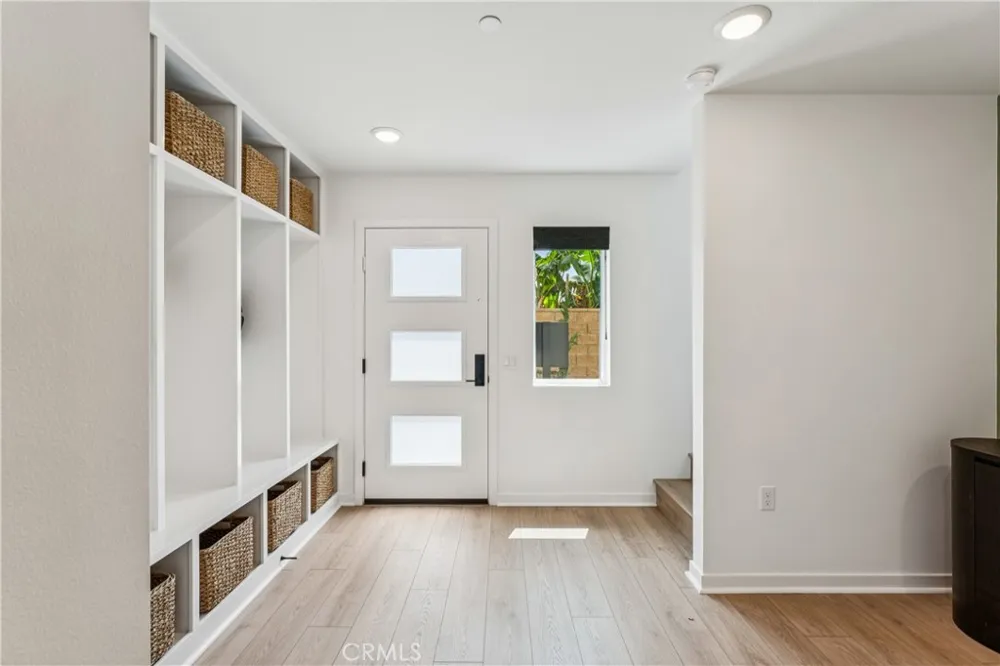 12151 Victory Garden Grove, CA 92840