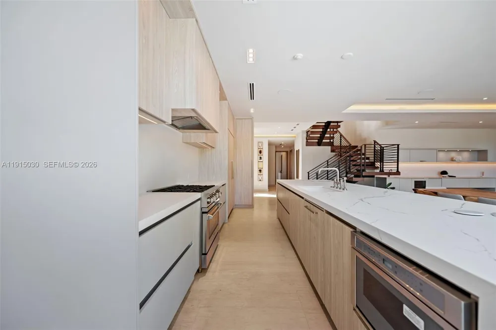 5831 Alton Rd Miami Beach, FL 33140