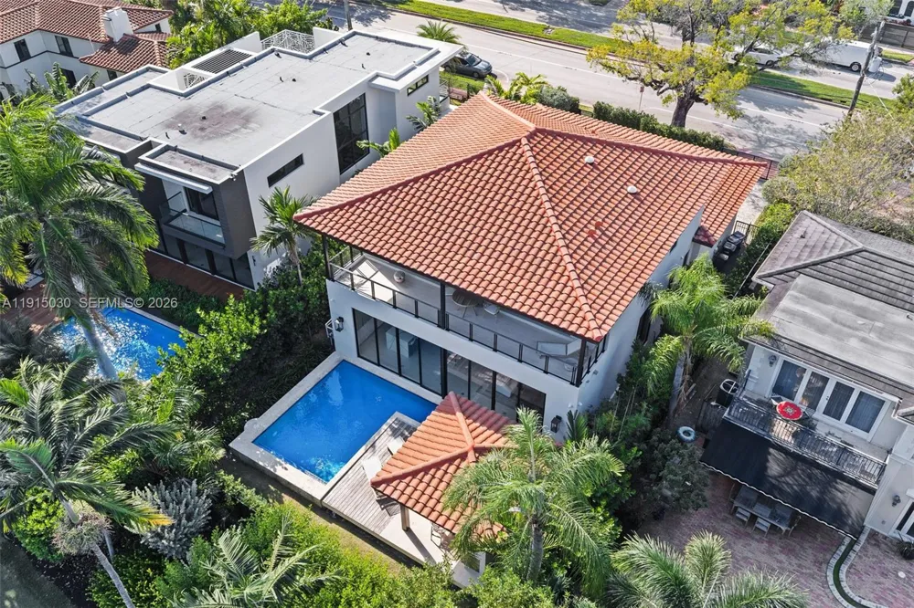 5831 Alton Rd Miami Beach, FL 33140