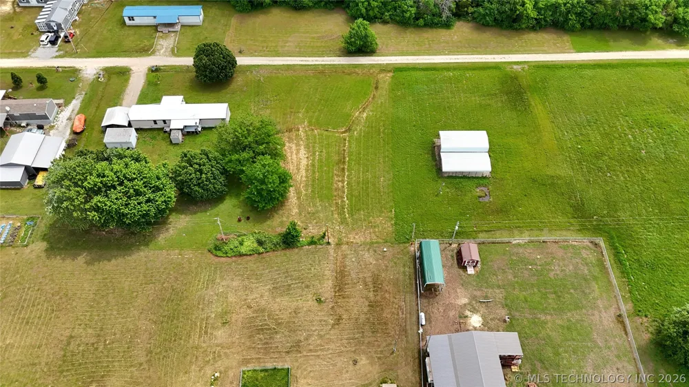 23 Shamburg Drive Checotah, OK 74426