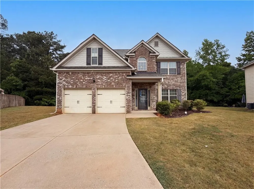 2627 Glenbrook Lane Conyers, GA 30012