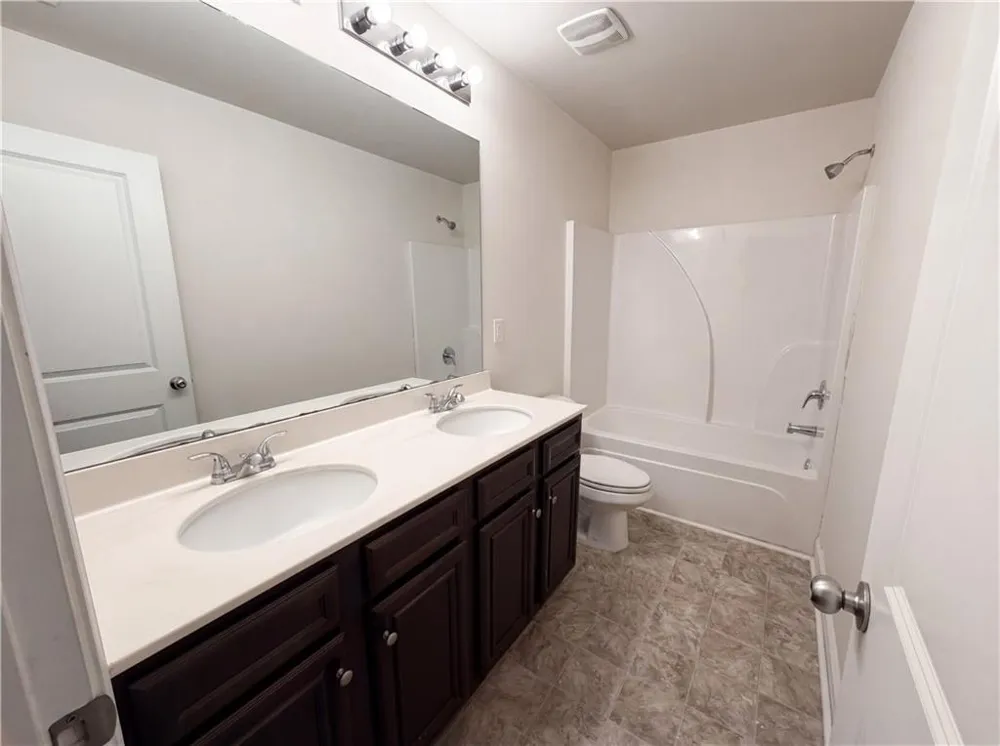 2627 Glenbrook Lane Conyers, GA 30012