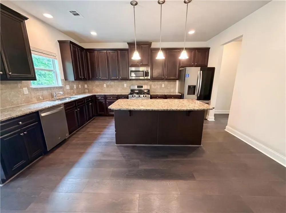2627 Glenbrook Lane Conyers, GA 30012