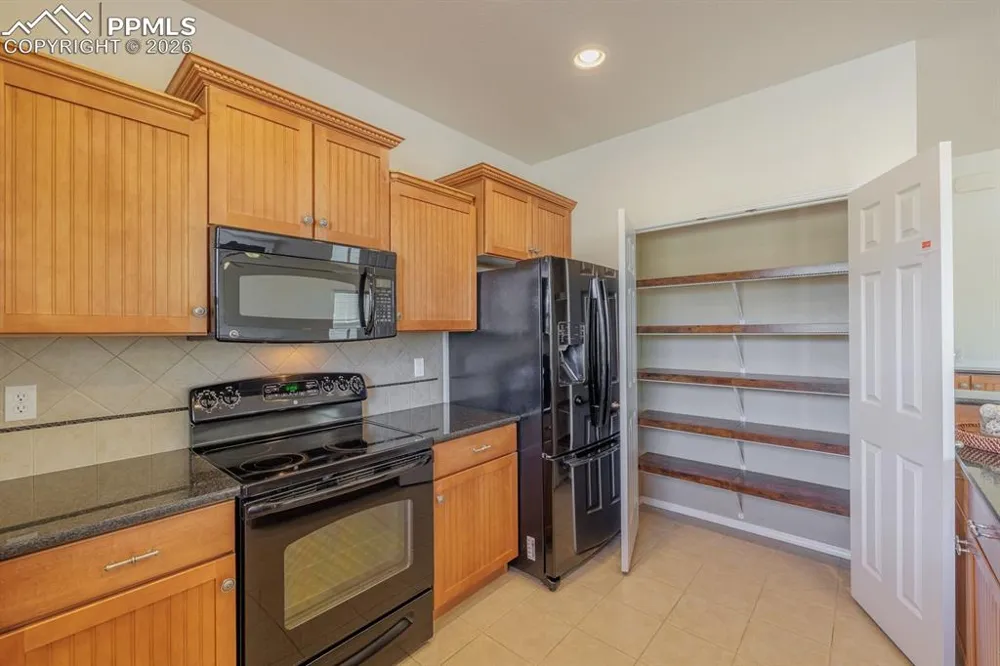 7878 Silver Birch Drive Colorado Springs, CO 80927