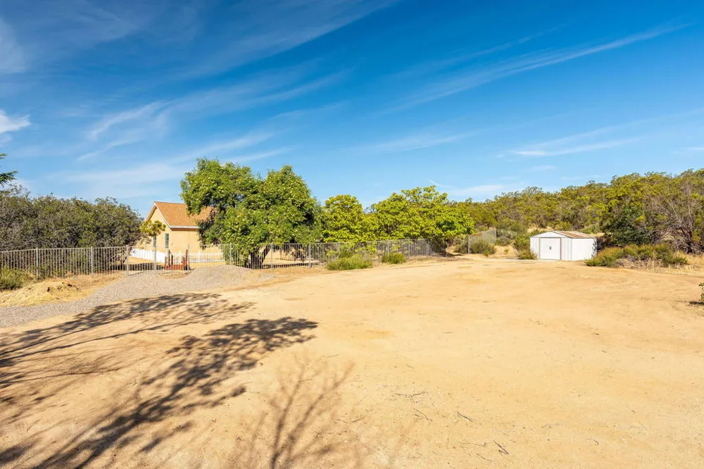 42974 Rolling Hills Drive Aguanga, CA 92536