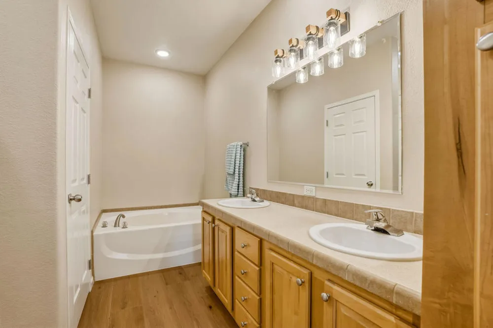 42974 Rolling Hills Drive Aguanga, CA 92536