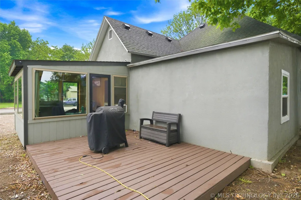 1116 W Elm Westville, OK 74965