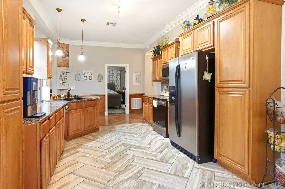 1116 W Elm Westville, OK 74965