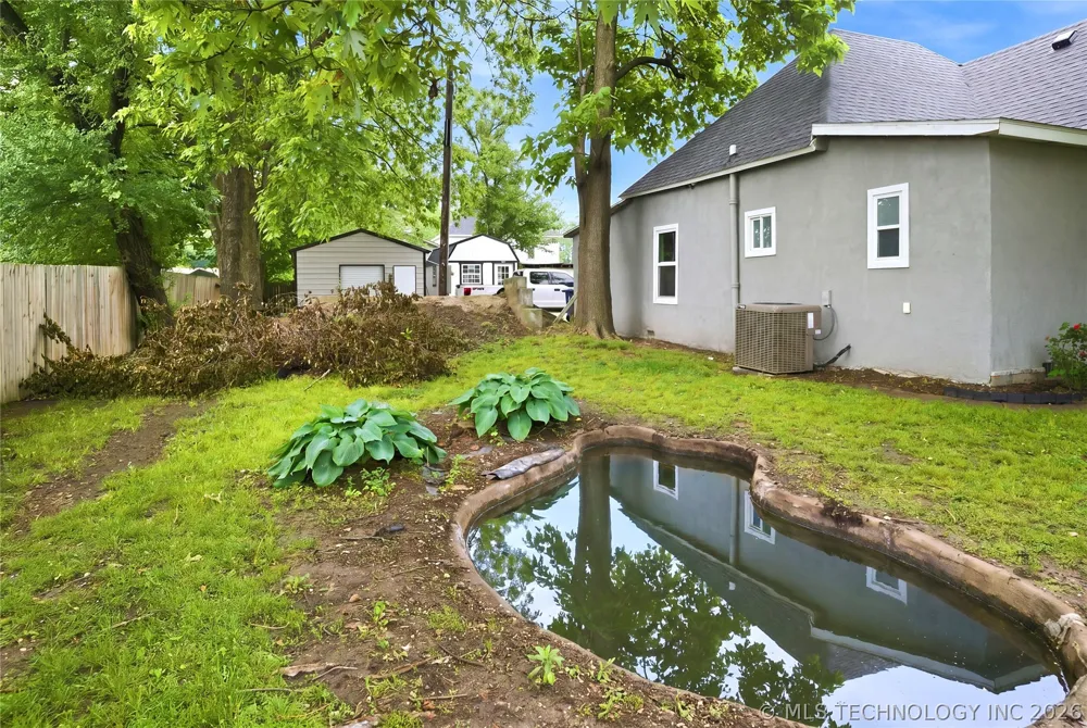 1116 W Elm Westville, OK 74965
