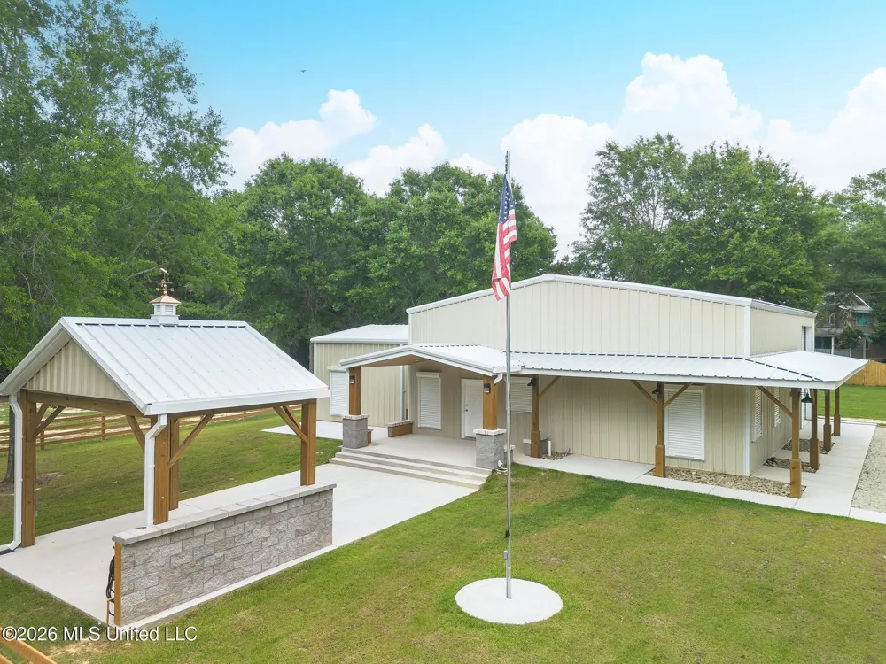 8190 Lake Cypress Drive Perkinston, MS 39573