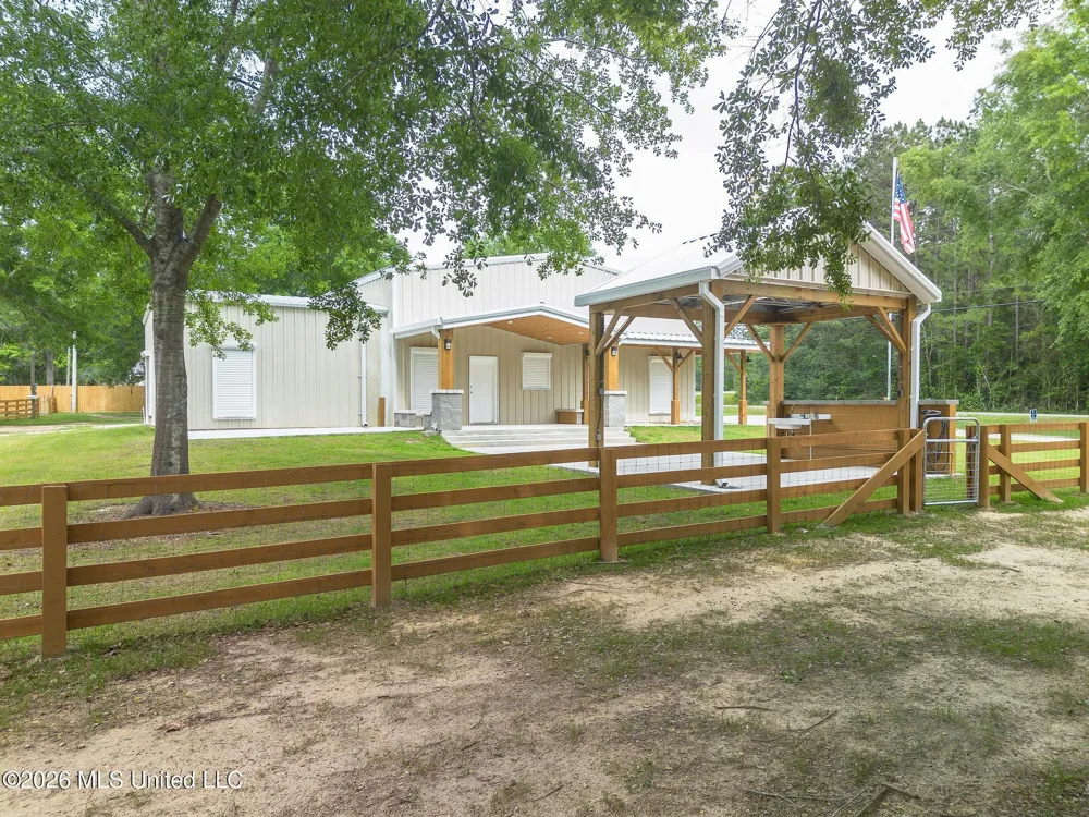 8190 Lake Cypress Drive Perkinston, MS 39573