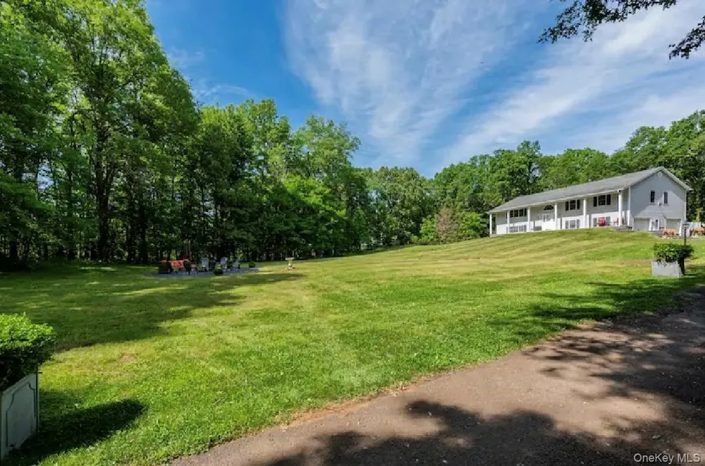2398 State Route 207 Campbell Hall, NY 10916