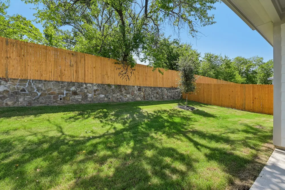 620 Durham Drive Ferris, TX 75125