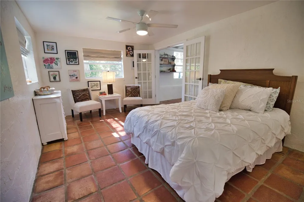 650 EDWARDS STREET Englewood, FL 34223