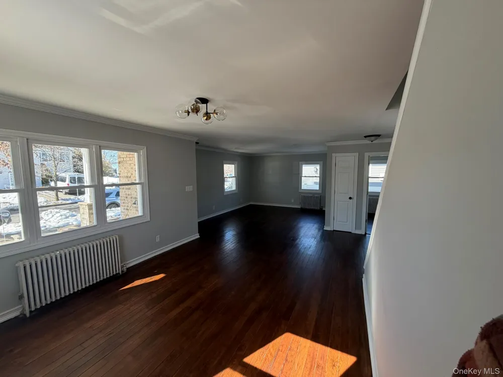 2303 Pine Street Seaford, NY 11783